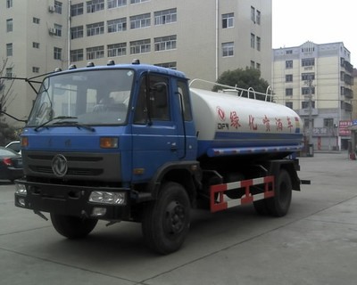 東風11噸灑水車 高效多功能的環境衛士